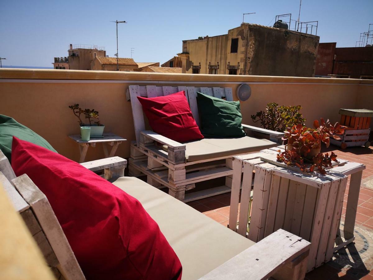 La Terrazza Sul Vicolo Bed & Breakfast Syracuse Bagian luar foto